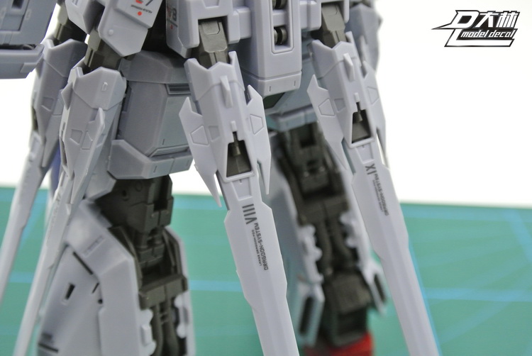 DL Model Water-Sliced Decals S12 Providence Gundam