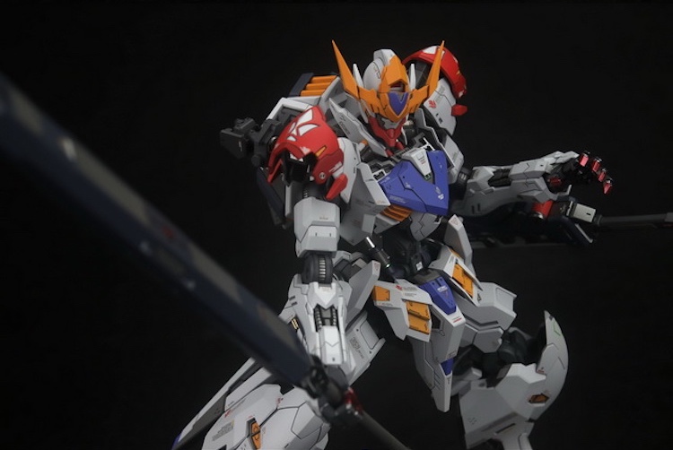 Extreme Squad 1:100 Gundam Barbatos Lupus ver.Refined Conversion Kit