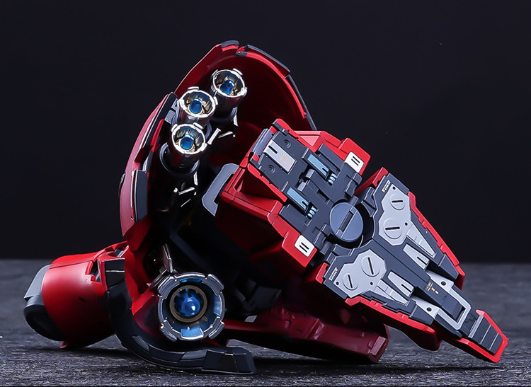 The51 RG Sazabi Conversion Kit