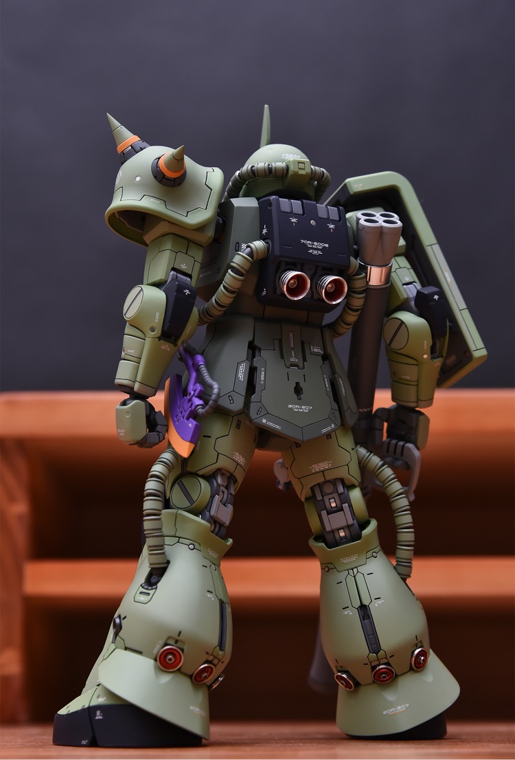 YJL 1:100 Zaku II ver.2.0 Conversion Kit