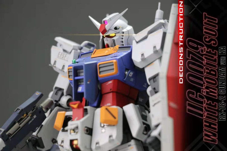 Extreme Squad C3 x2018 1-100 RX-78 Gundam Full Resin Kit (Deconstruction Mode)