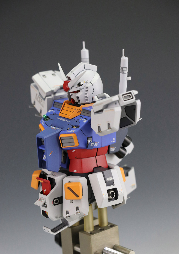 Extreme Squad C3 x2018 1-100 RX-78 Gundam Full Resin Kit (Deconstruction Mode)